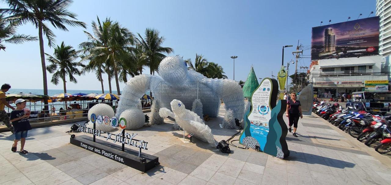 Doubleshot Guesthouse Jomtien Pattaya Eksteriør billede